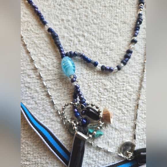 Free People, International Love Layered Necklace, Navy Combo -NEW!! - Picture 4 of 9